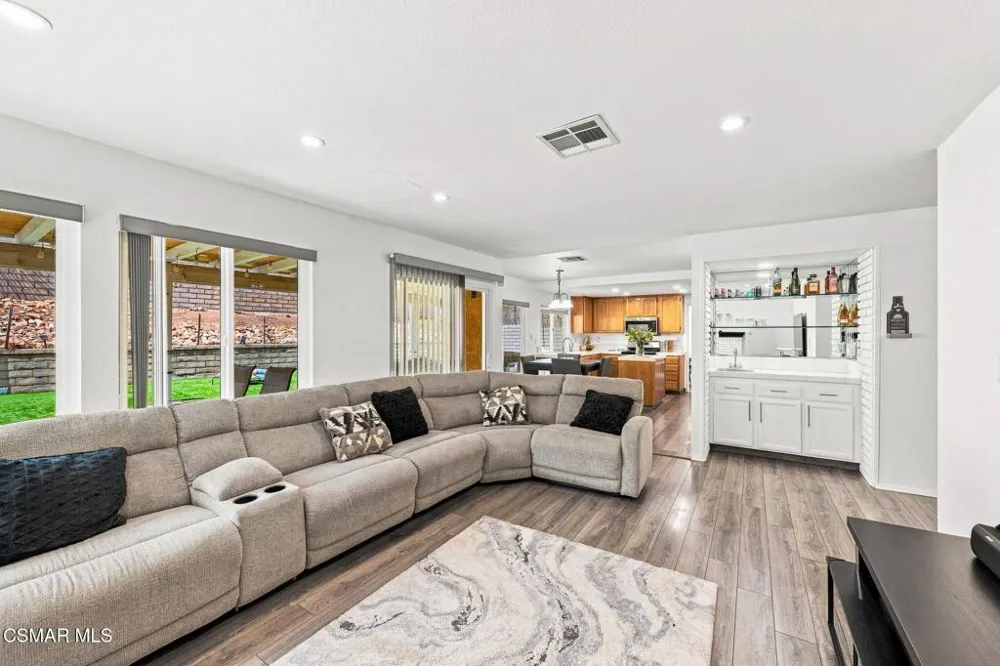 39749 Gorham Lane Palmdale, CA 93551