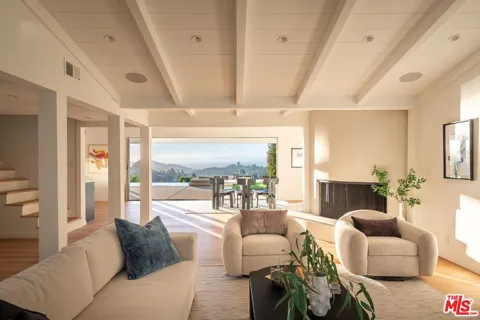 3109 Dona Susana Drive