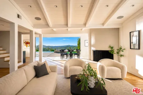 3109 Dona Susana Drive