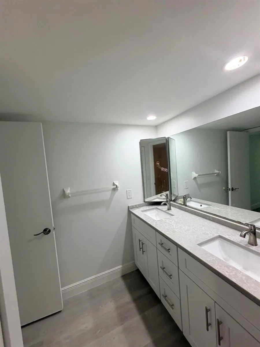 273 ARABIAN ROAD Palm Springs, FL 33461