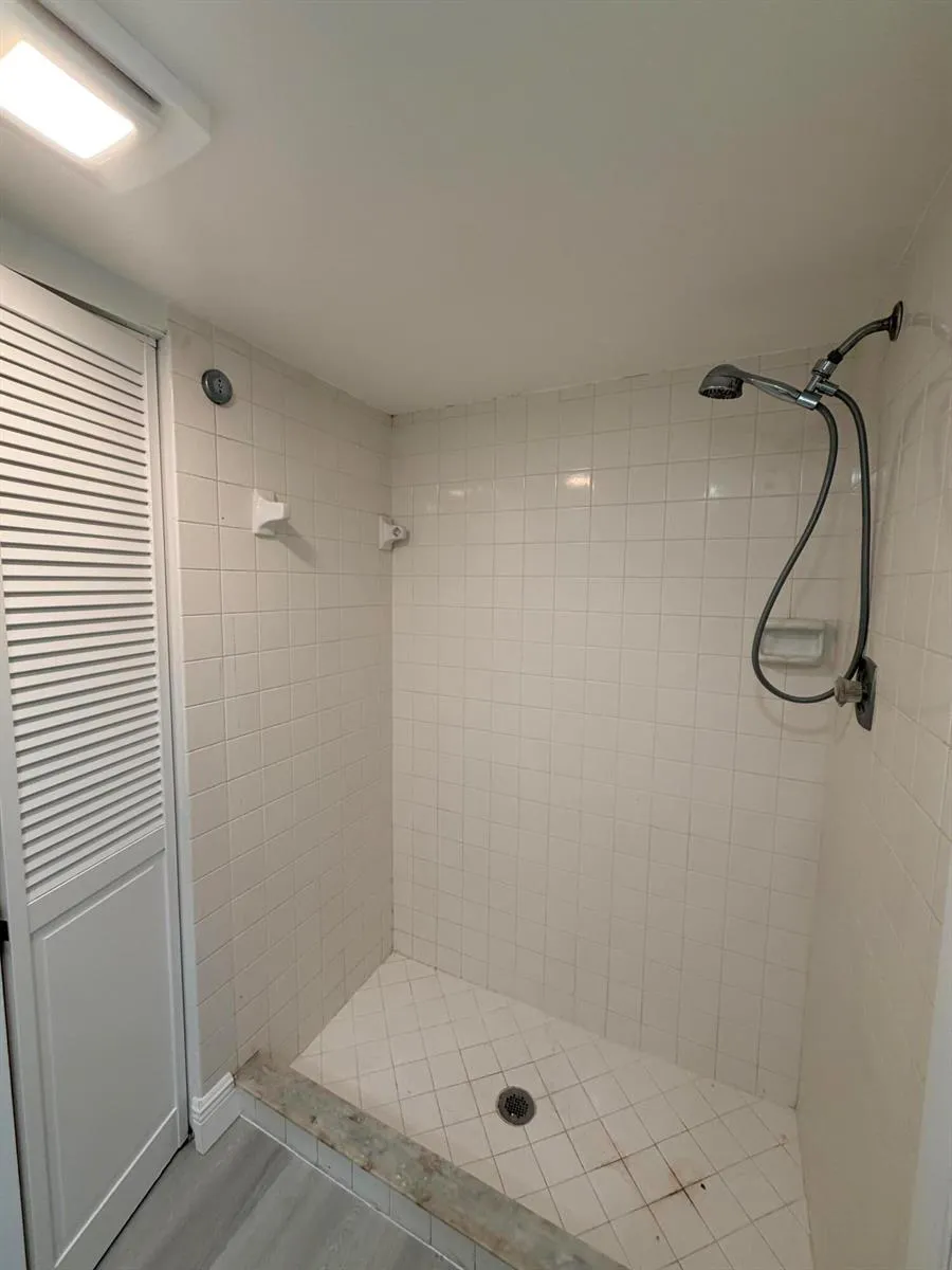 273 ARABIAN ROAD Palm Springs, FL 33461