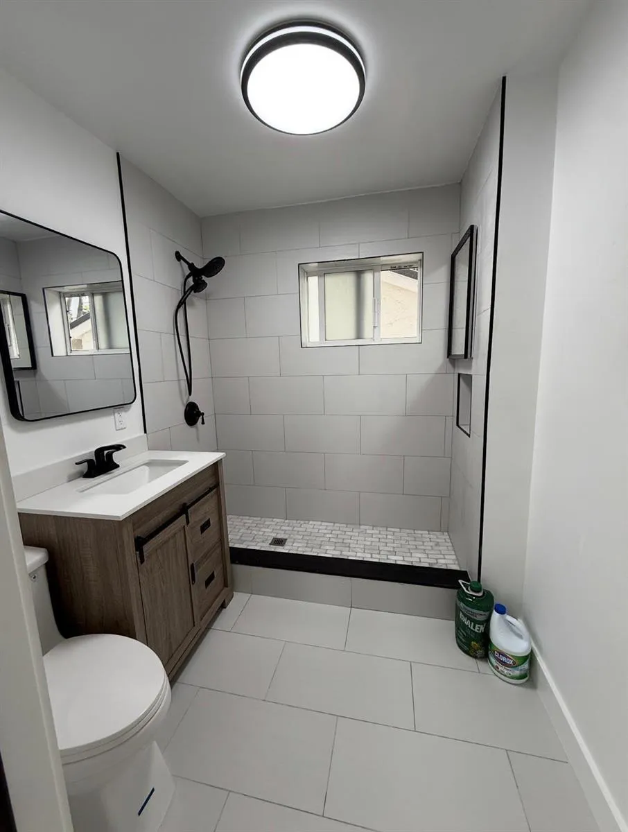 321 65th Terrace Hollywood, FL 33024