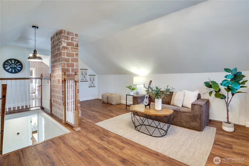3307 Heather Place W University Place, WA 98466