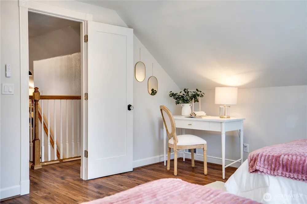 3307 Heather Place W University Place, WA 98466