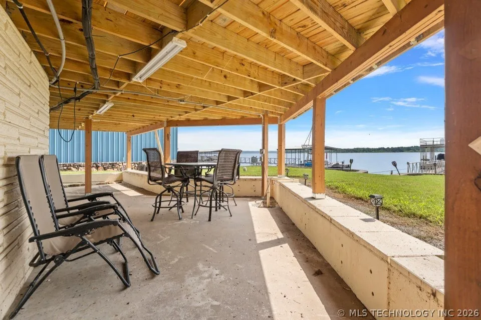 8823 Keller Road Grove, OK 74344