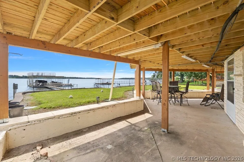 8823 Keller Road Grove, OK 74344