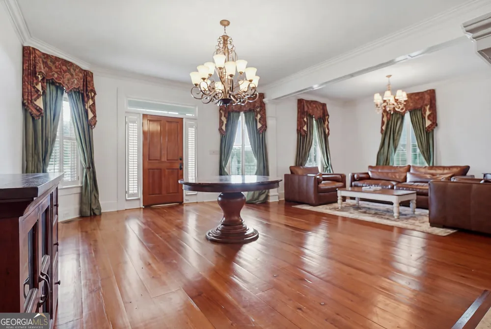 2431 Tarva RD Albany, GA 31721
