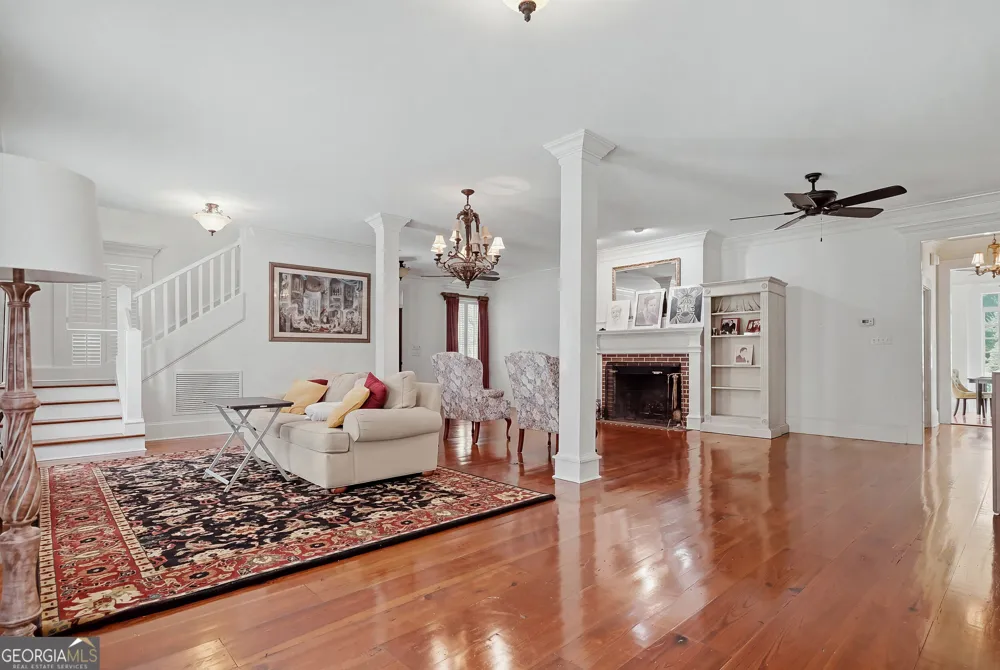 2431 Tarva RD Albany, GA 31721