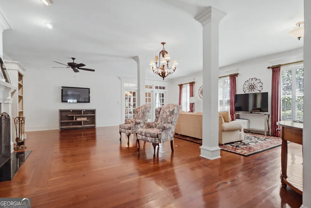 2431 Tarva RD Albany, GA 31721