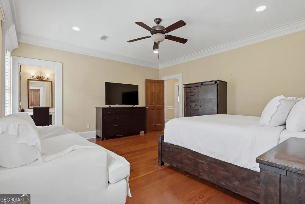 2431 Tarva RD Albany, GA 31721
