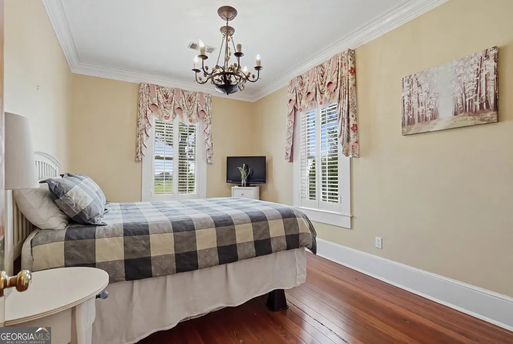 2431 Tarva RD Albany, GA 31721