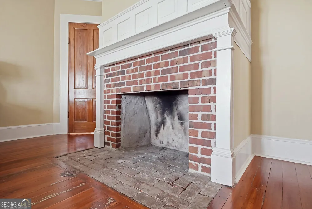 2431 Tarva RD Albany, GA 31721
