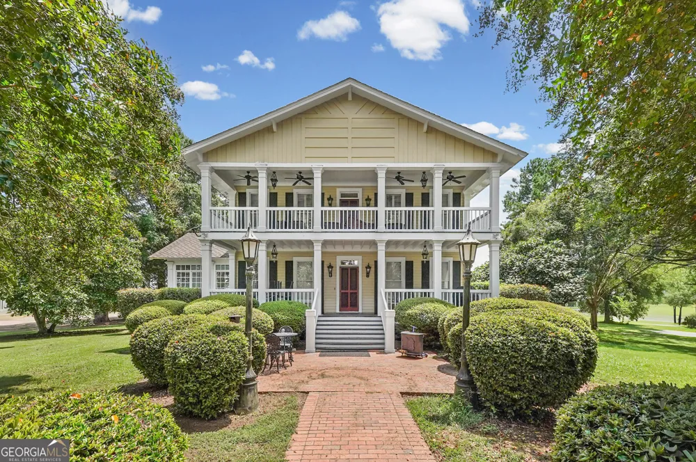 2431 Tarva RD Albany, GA 31721