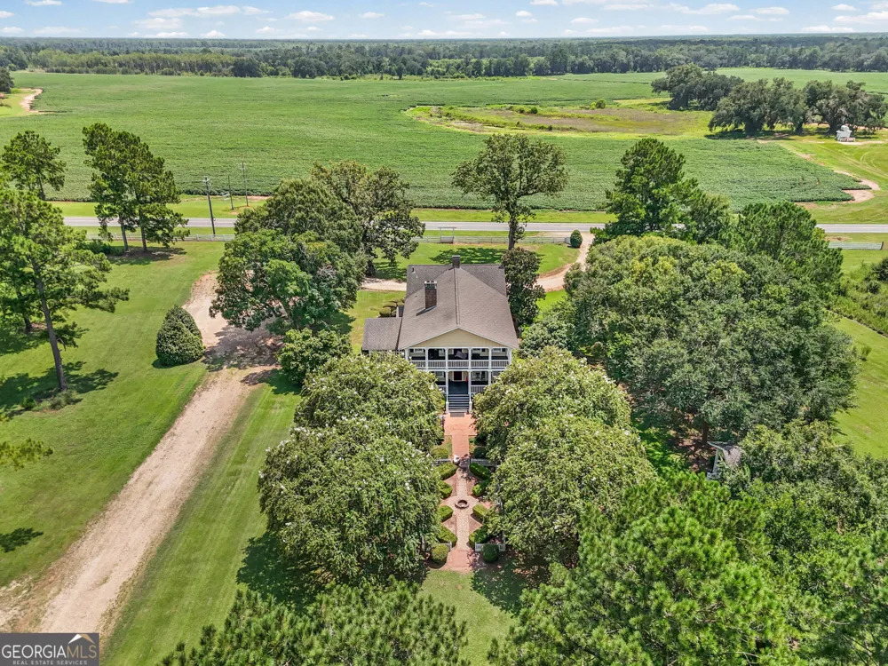 2431 Tarva RD Albany, GA 31721