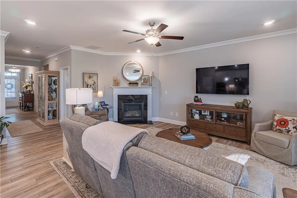5107 Watchmans Cove Gainesville, GA 30504