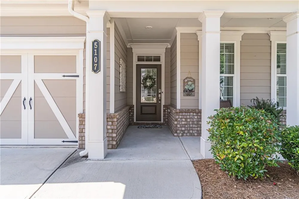 5107 Watchmans Cove Gainesville, GA 30504