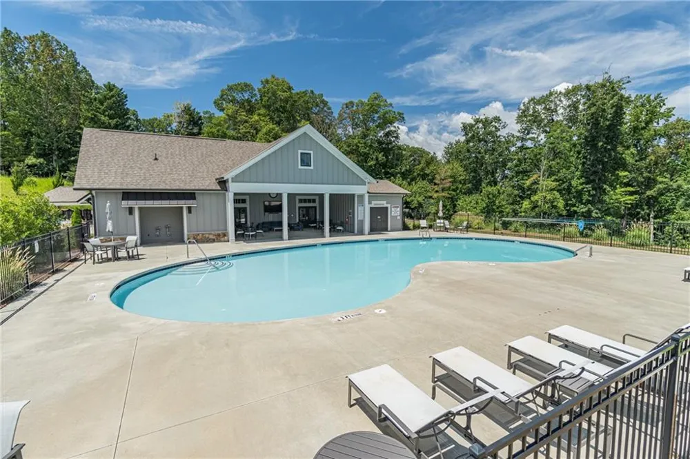 5107 Watchmans Cove Gainesville, GA 30504