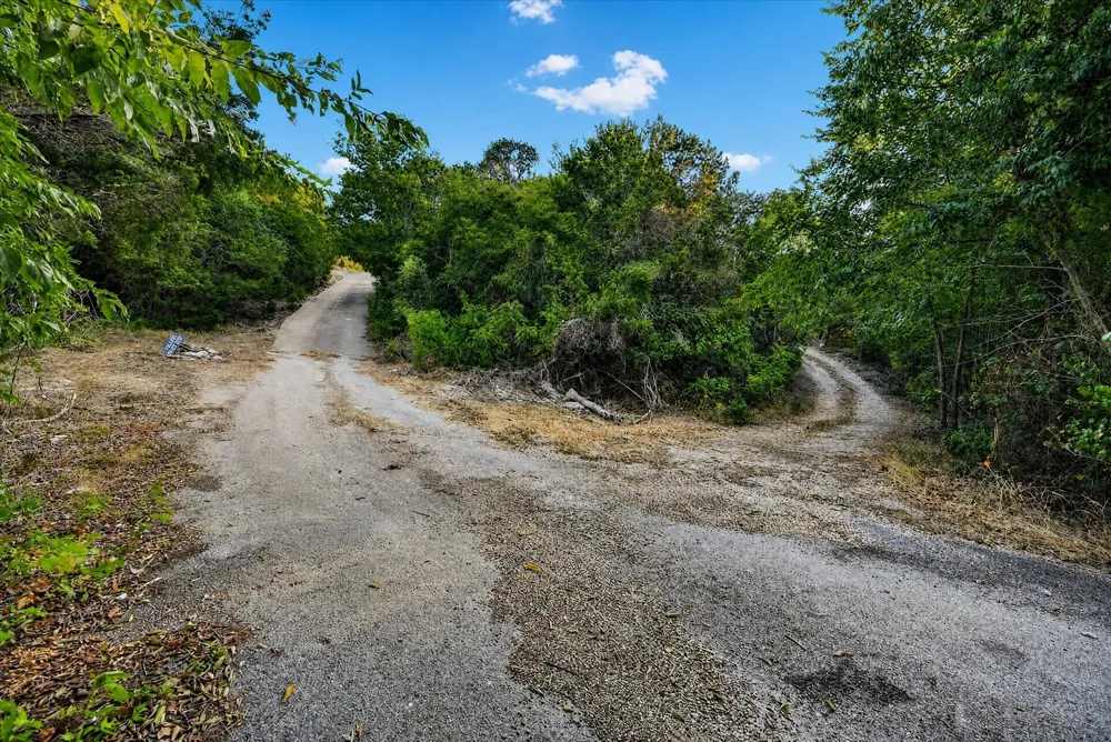 9600 Eagles Nest Court Rio Vista, TX 76093