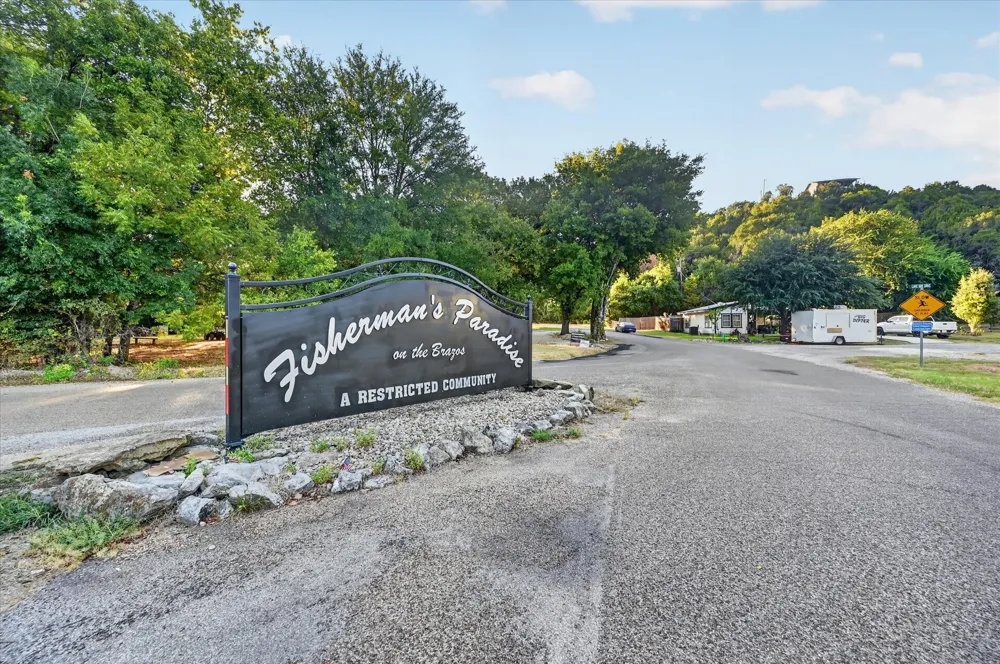 9600 Eagles Nest Court Rio Vista, TX 76093