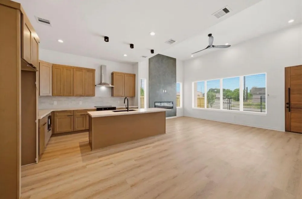 8203 Calhoun Road #A Houston, TX 77033