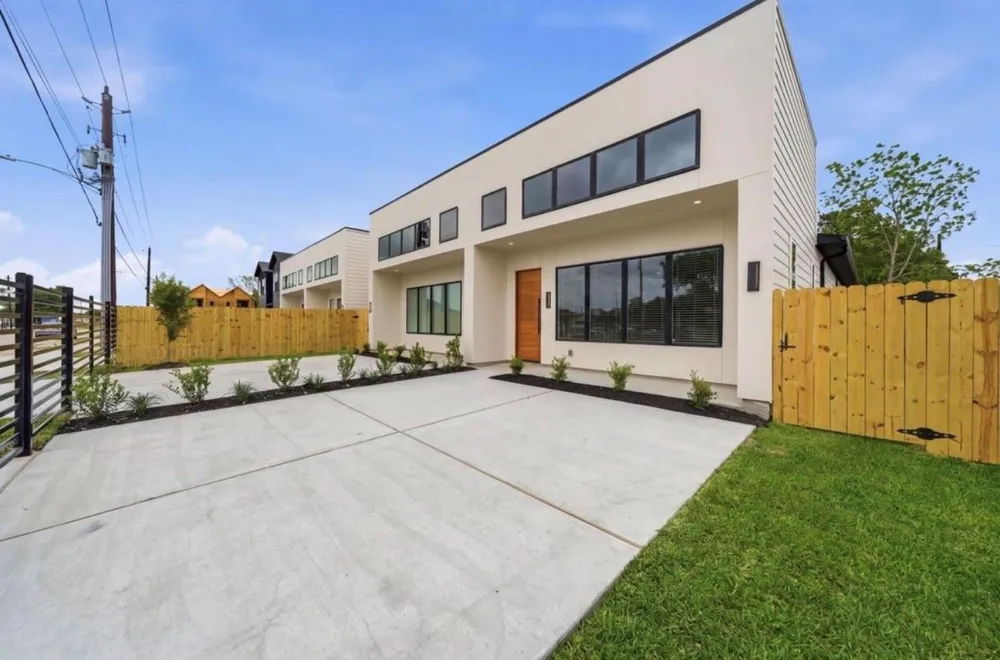 8203 Calhoun Road #A Houston, TX 77033