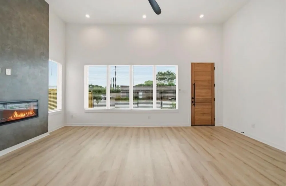 8203 Calhoun Road #A Houston, TX 77033