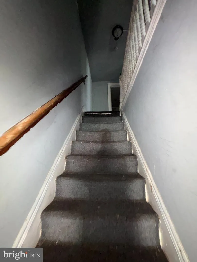 712 E LINCOLN HIGHWAY Coatesville, PA 19320
