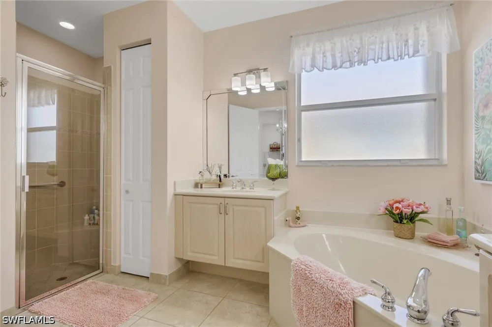 Foxworth Circle Estero, FL 33928