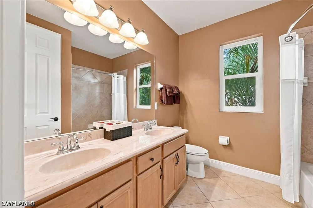 Maddelena Circle Estero, FL 33967