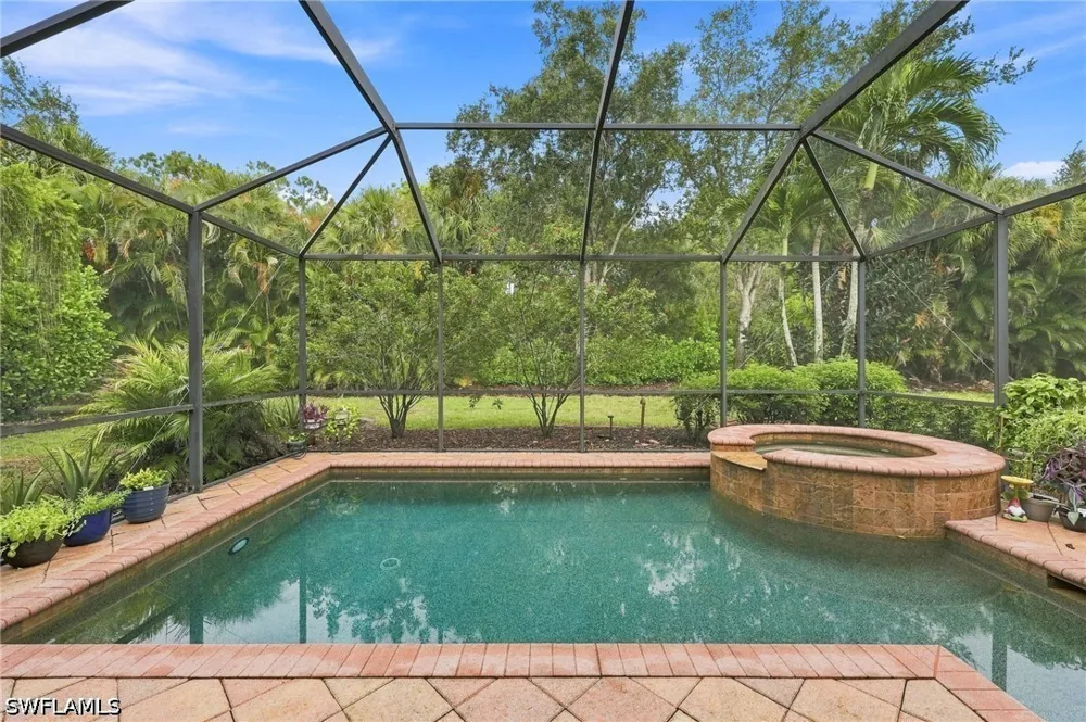 Maddelena Circle Estero, FL 33967