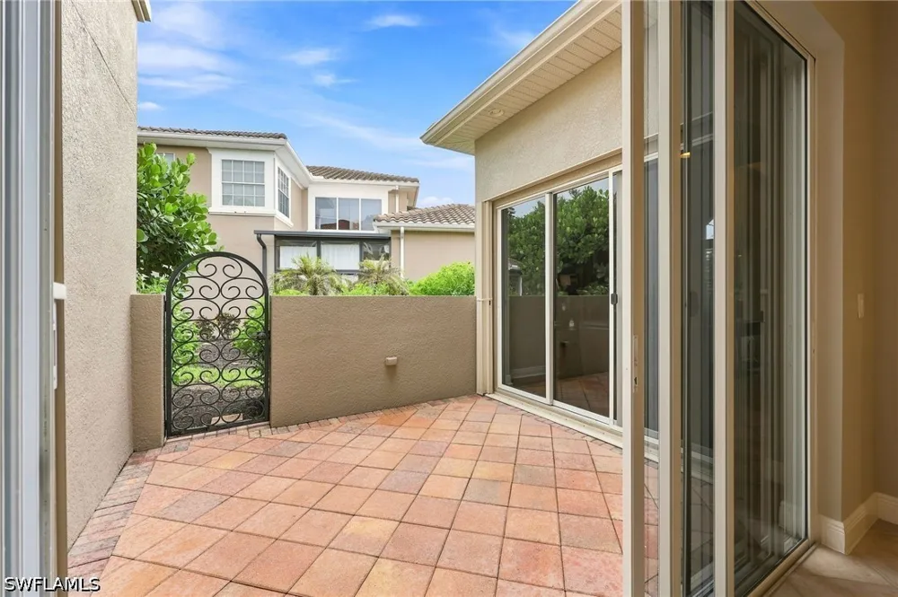Maddelena Circle Estero, FL 33967