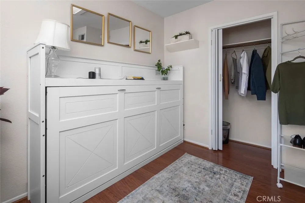 10365 Almayo Avenue #6 Los Angeles, CA 90064