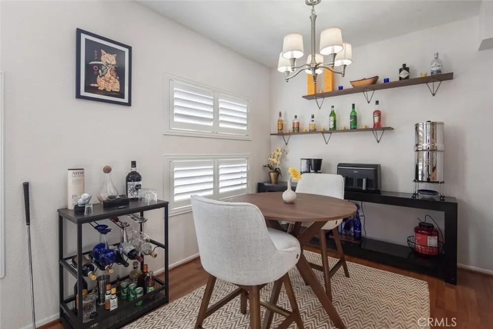 10365 Almayo Avenue #6 Los Angeles, CA 90064