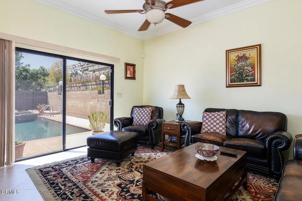 1861 Oakmont Terrace Glendale, CA 91208
