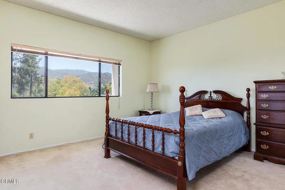 1861 Oakmont Terrace Glendale, CA 91208