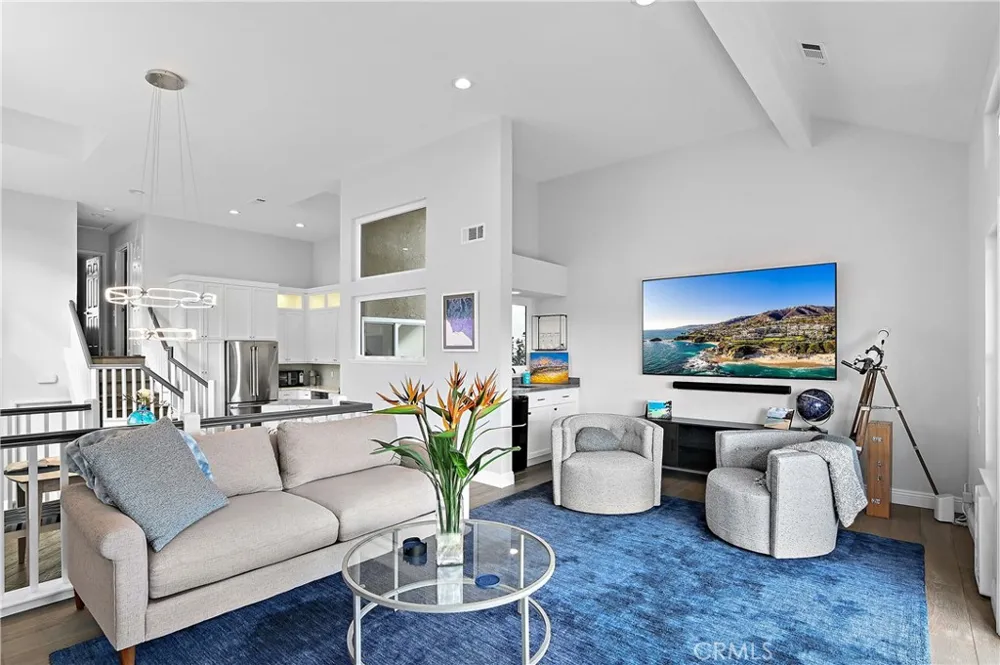 75 Palm Beach Court Dana Point, CA 92629