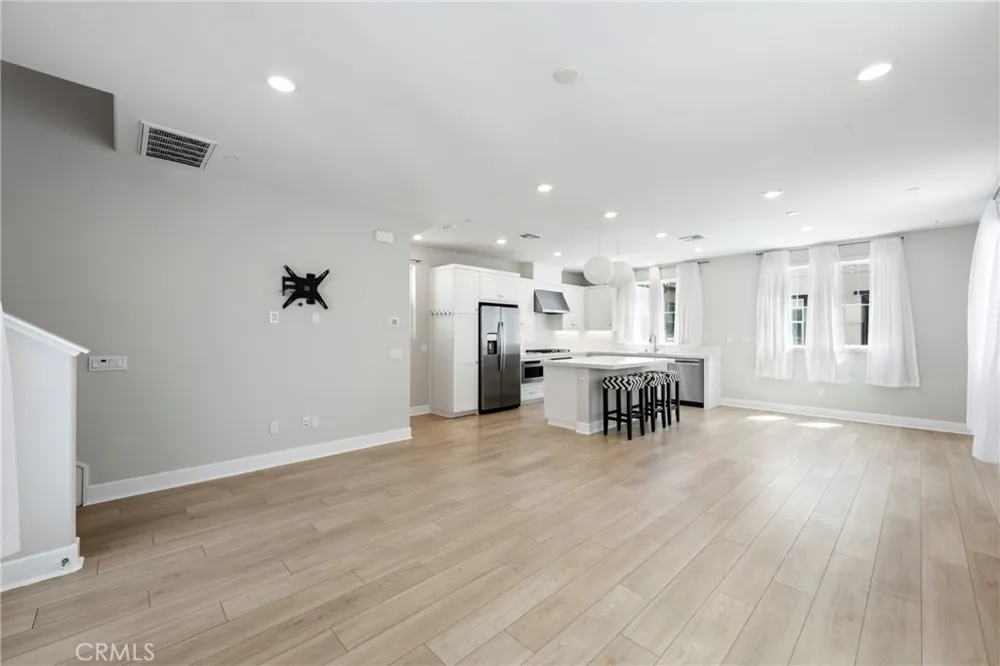 3039 Tallahassee Simi Valley, CA 93065
