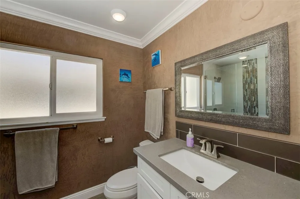 24532 Via Tonada Lake Forest, CA 92630
