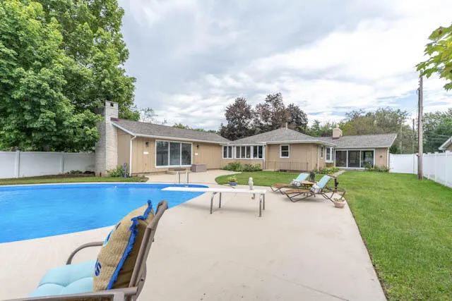 37 Fairfield Drive Coldwater, MI 49036
