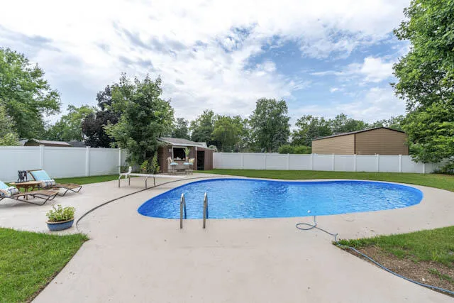 37 Fairfield Drive Coldwater, MI 49036