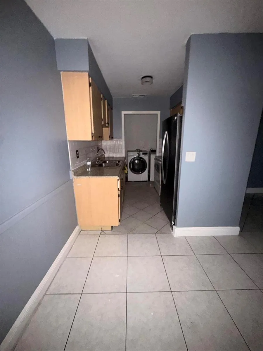 321 NW 57TH STREET Oakland Park, FL 33309