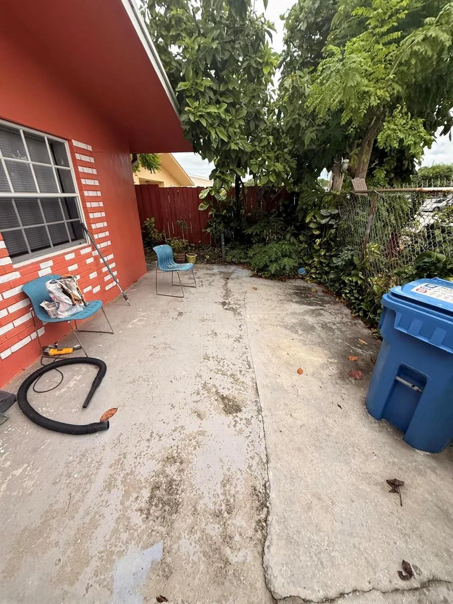 321 NW 57TH STREET Oakland Park, FL 33309