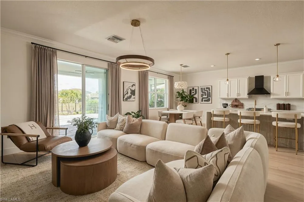 2109 Clementine Street Naples, FL 34120