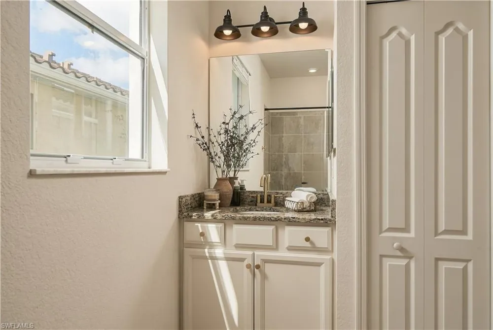 2109 Clementine Street Naples, FL 34120
