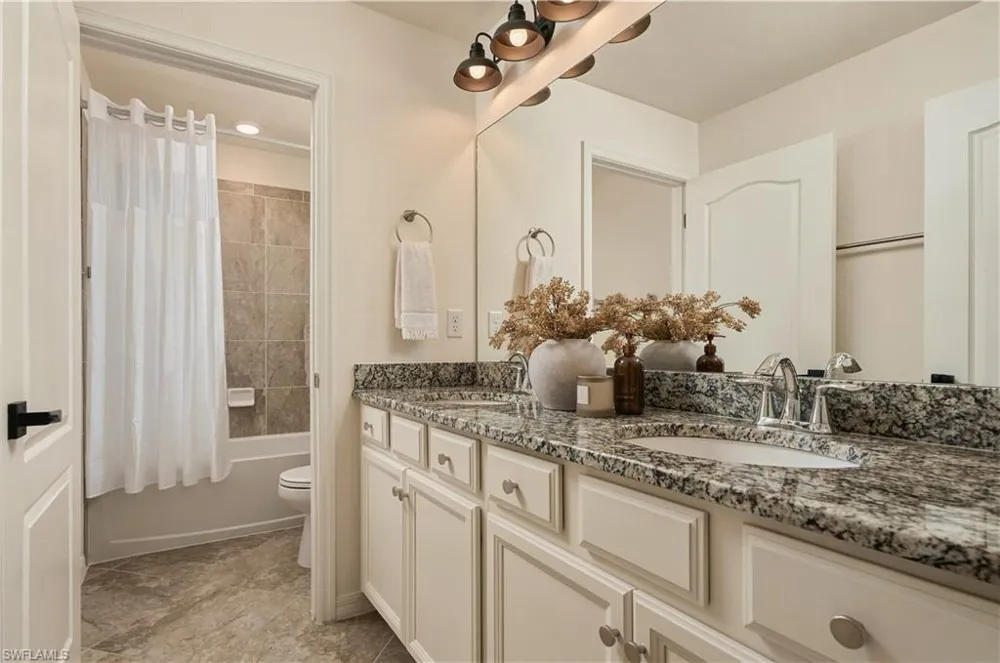 2109 Clementine Street Naples, FL 34120