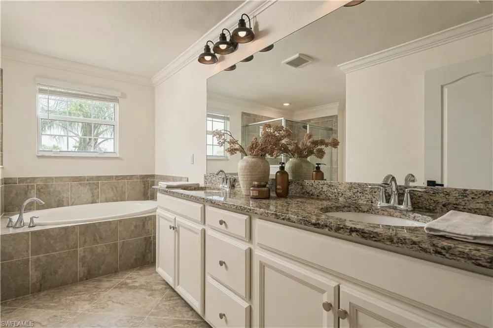 2109 Clementine Street Naples, FL 34120