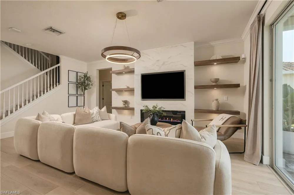 2109 Clementine Street Naples, FL 34120