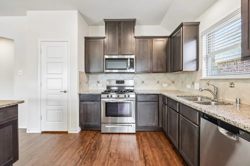 3204 Brazos Drive Little Elm, TX 75068