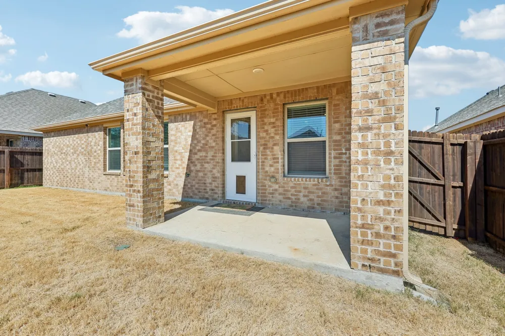 3204 Brazos Drive Little Elm, TX 75068