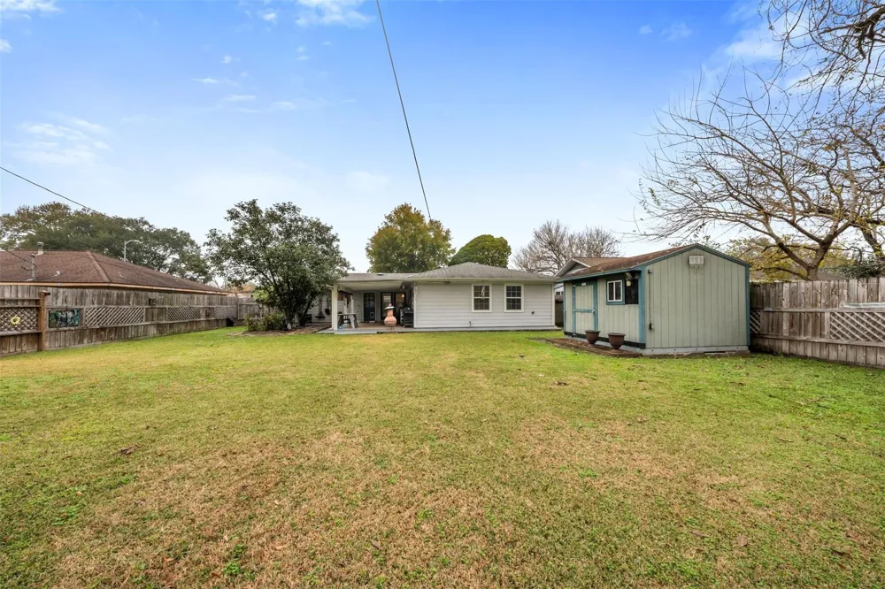 5519 Cheshire Lane Houston, TX 77092